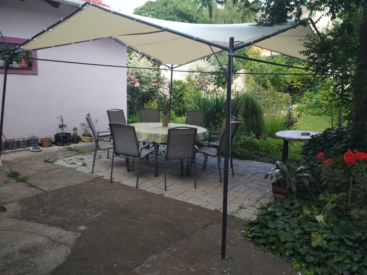 Apartman Lux Segedyn Zewnętrze zdjęcie